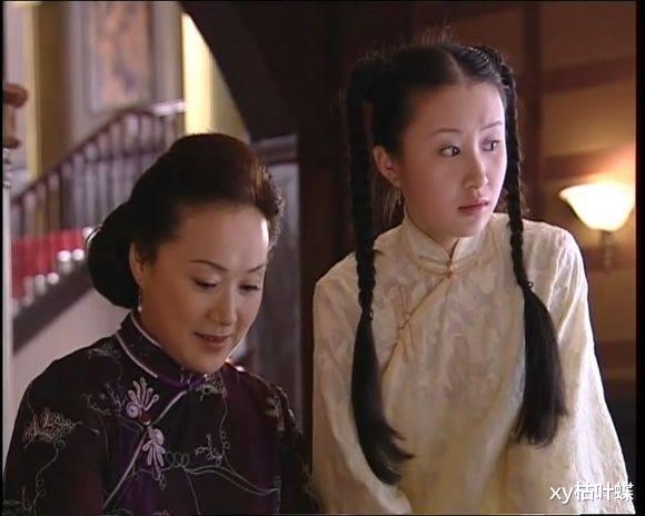 金粉世家|《金粉世家》“欲望”被过度压榨的精灵，她才是最有“心机”的人