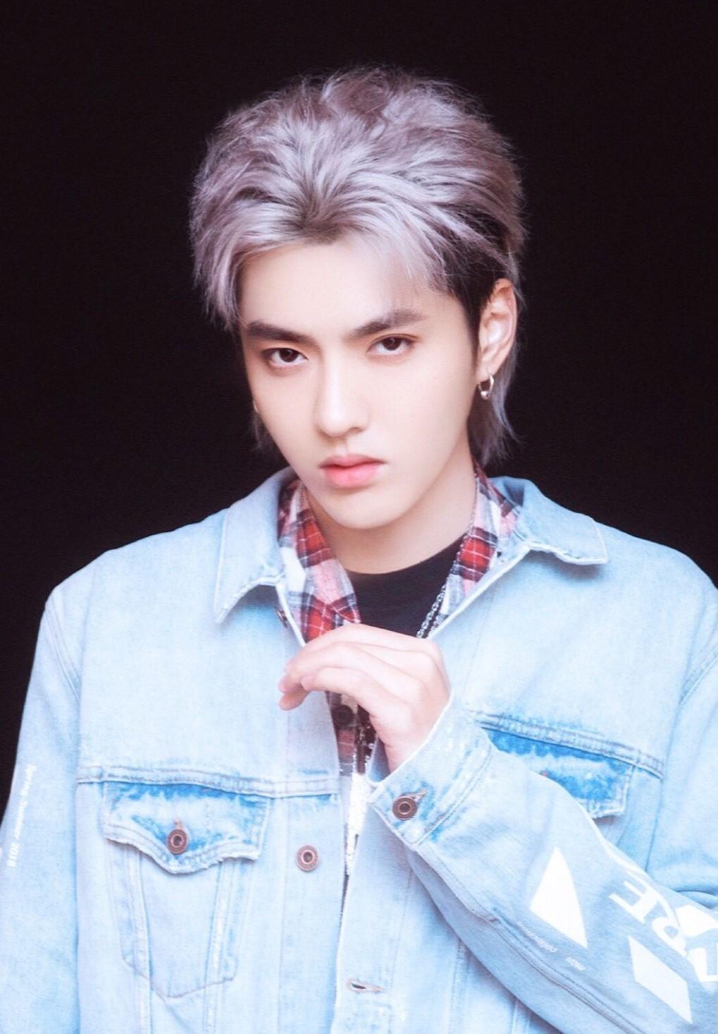 谢霆锋|中国最帅十位男明星，胡歌谢霆锋上榜，第一无争议