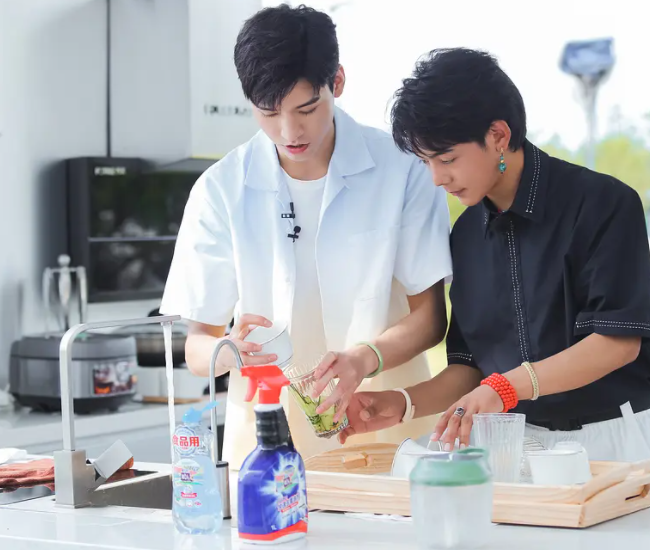 马龙|龚俊的到来，才让观众们意识到，《中餐厅5》口碑差的三个原因