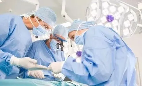 老胡胡胡说|浅谈中医与西医各优势！如果生病了你会找中医还是西医？