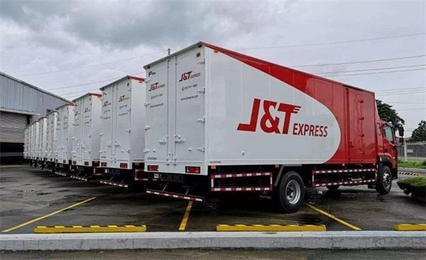 快递 10个月亏200亿,快递黑马靠价格战抢市场,伤敌一千自损八百