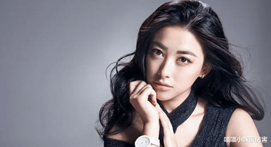 朱珠|被誉为中国第一美女,与法拉利总裁谈恋爱,朱珠到底靠的是什么?