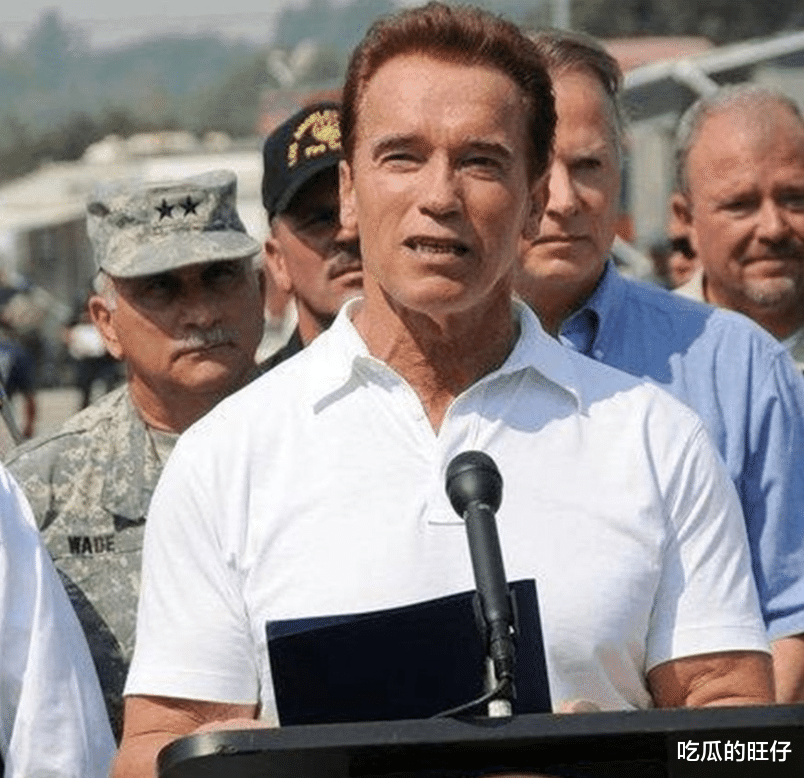 阿诺德·施瓦辛格|施瓦辛格有多渣？靠妻子帮忙当上州长，却背着她出轨胖保姆近20年