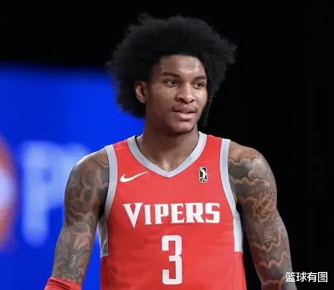 火箭队|致敬偶像!问题少年又惹事,火箭心寒..