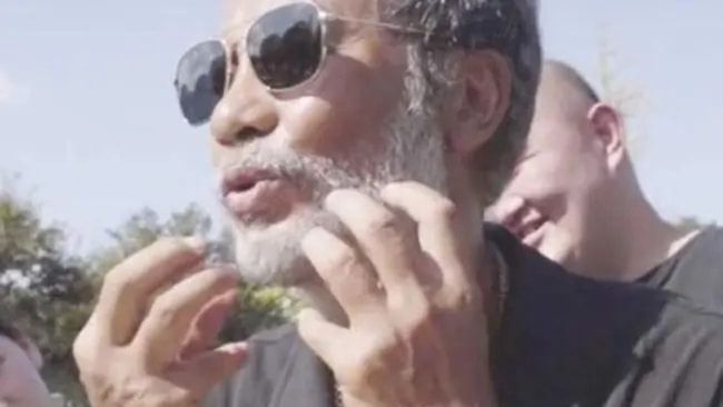 任达华|任达华为戏有多拼？不惜连续21天在太阳下暴晒，下雨天直视天空！