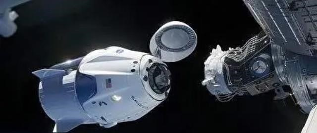 土星 SpaceX星舰PK土星五号，世纪对决，马斯克的火星梦想在路上（1）