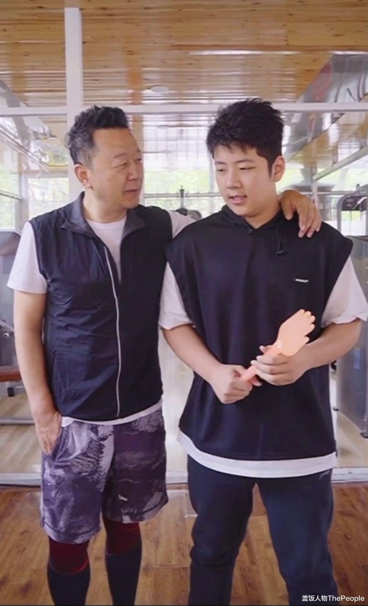 萌宝|吴镇宇儿子发福、郭涛儿子变壮、小沈阳女儿变美，昔日萌娃大变样