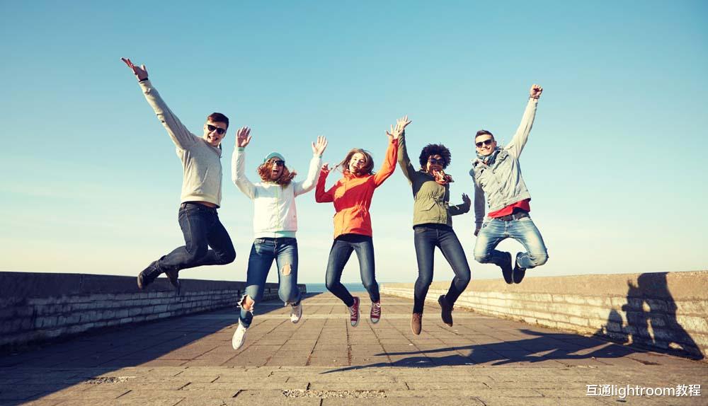 人像摄影中飞起来的照片是怎么拍出来的，掌握这7个技巧轻松完成