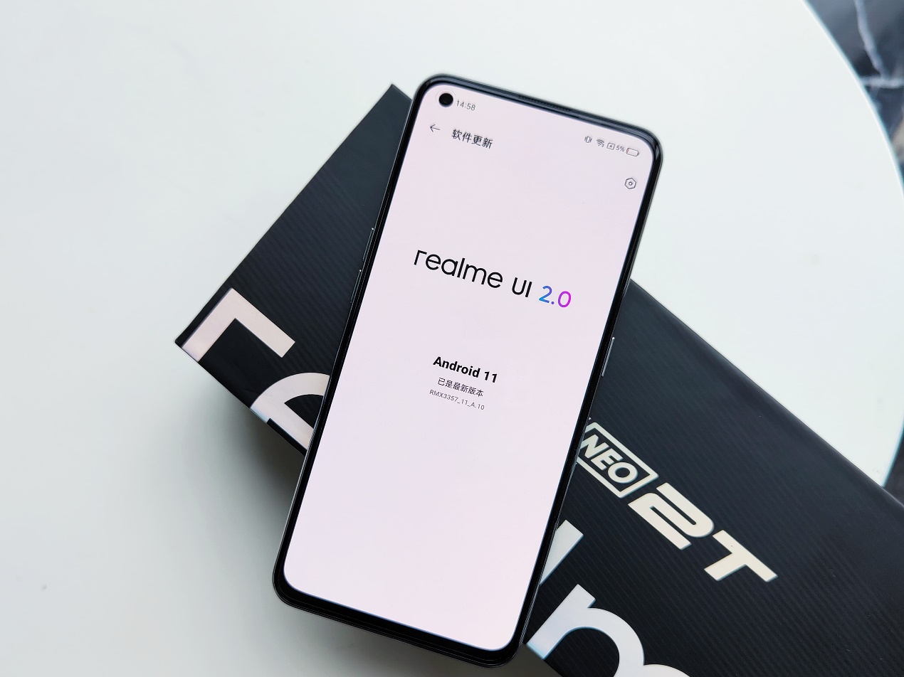 真我GT Neo2T评测:敢越级的高质价比典型