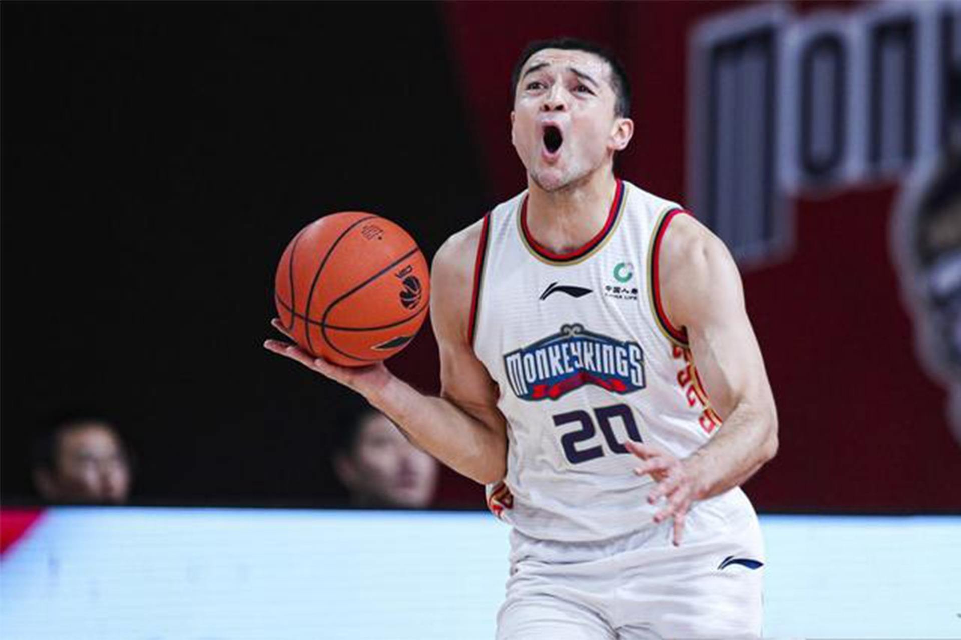 同曦男籃|CBA最悲催的球隊，送副班長首勝，5大主力同時受傷，劉鐵太難了