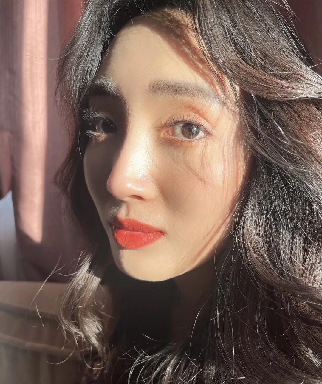 鞠婧祎|最新小八卦，王紫璇陈国富，赵露思，杨幂，毛晓彤，谢娜