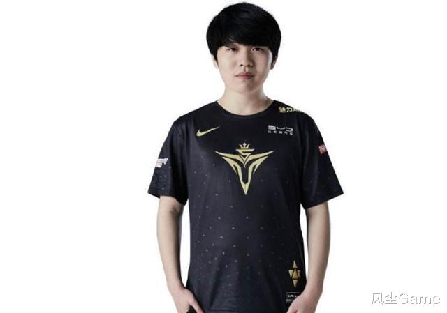RNG|“千万不能让他BP啊”！RNG官宣S12新阵容，看到主教练粉丝炸锅了