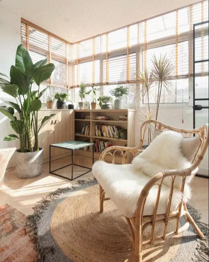 小卧室的“全方位”收纳｜打好“组合拳”，每个地方都不放过