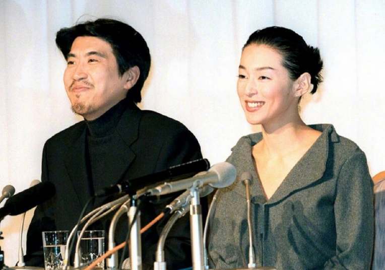 亮剑|女神离婚成真！铃木保奈美宣布二度离婚，54岁还是赤名莉香