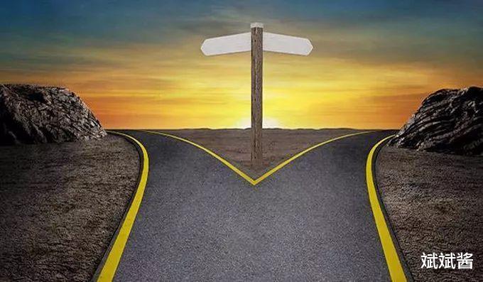 灯塔水母 遇到危险会“返老还童”的灯塔水母，它有何能力，是永生的吗？