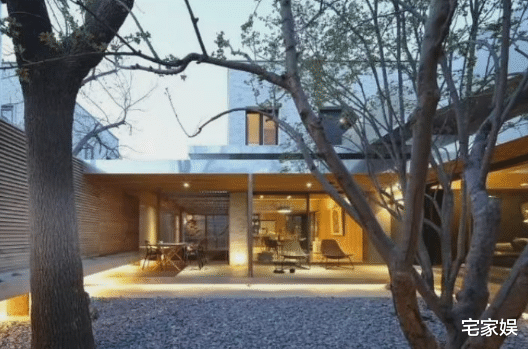 西北农村老两口积蓄打水漂，设计师太“傲慢”，132万建成个毛坯