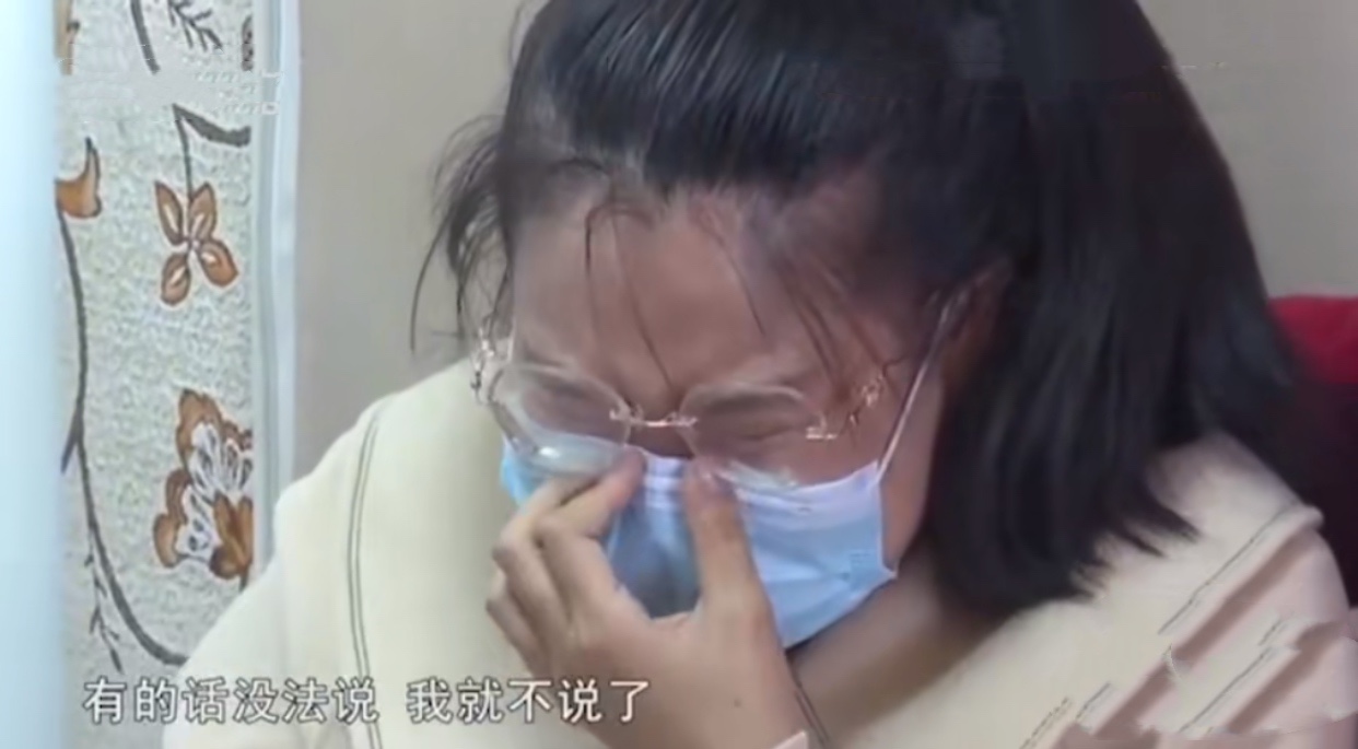 妻子不让公婆带孩子,丈夫只好辞职当起了全职奶爸,如今悲剧了