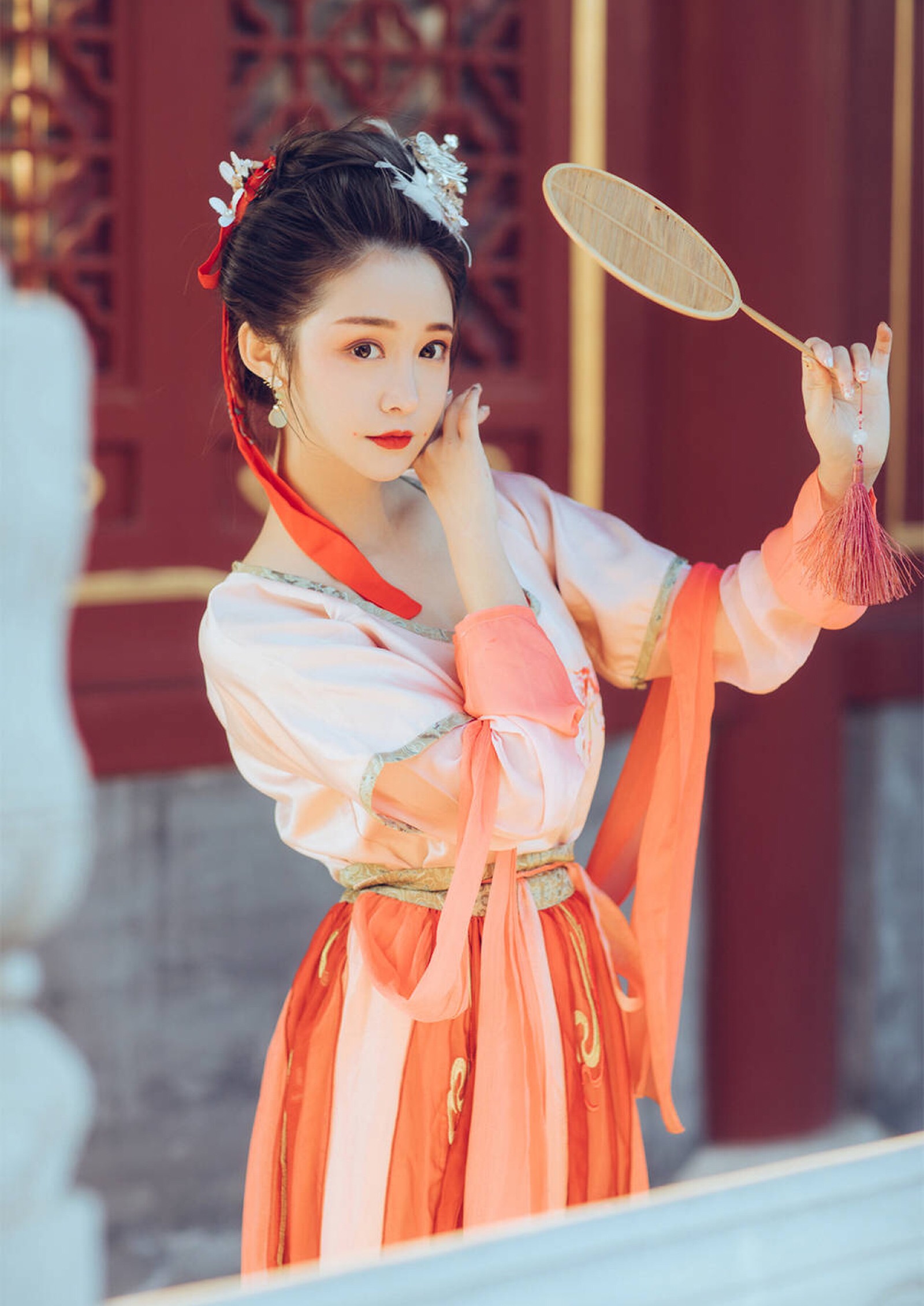 小布鸽|旺夫女人的八种特质，看看你身边的女人占了几个？