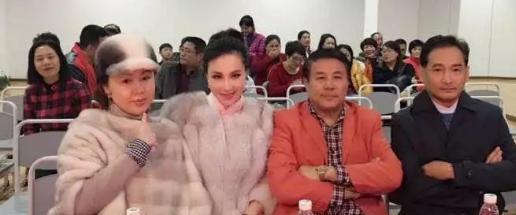 郭德纲|郭德纲的师哥首开直播，信息量巨大，又有德云社的事？