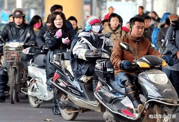 电动车小行家 农村“怪象”：买了私家车放家里，城里打工只骑电动车，为什么？