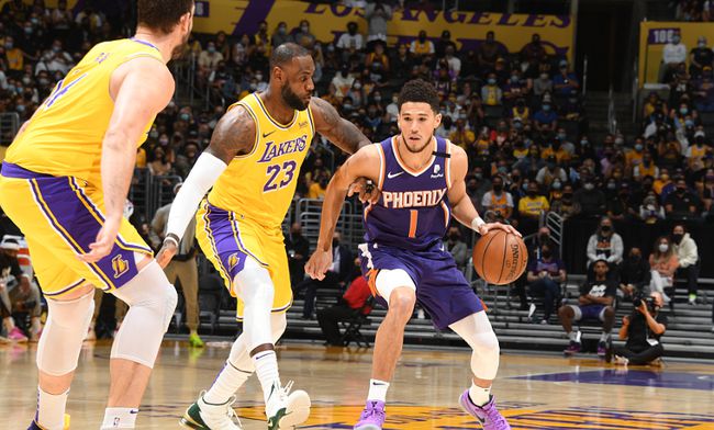 湖人队|布克致敬科比:我知道你会为我感到骄傲,你永远都是湖人队的图腾