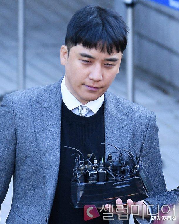 交易 Bigbang胜利案迎来一审公判：涉及性招待、性交易等 9 项嫌疑