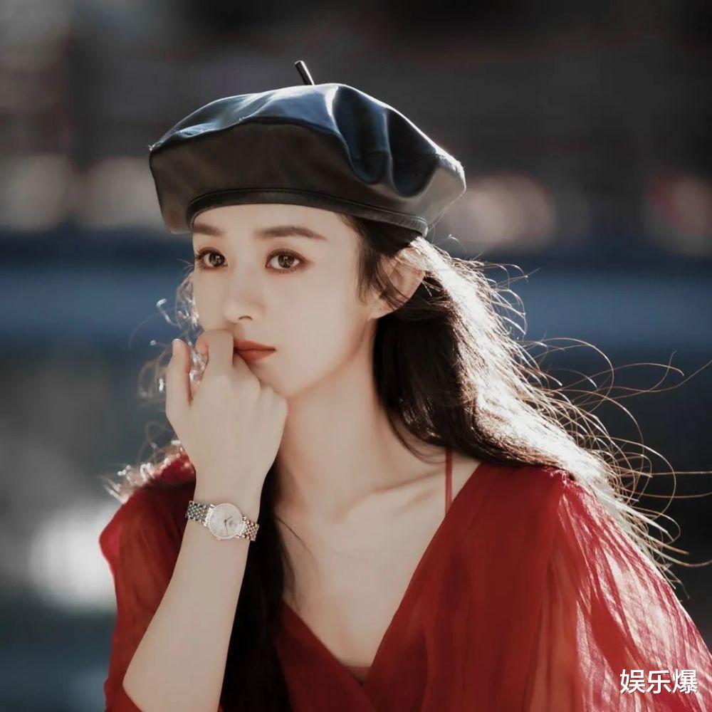 金成玲|赵丽颖Angelababy新剧先后杀青，同样是杀青照，两人状态却大不同