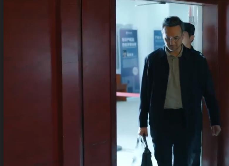 阿娇|《女心理师》揭开沉痛往事！姬铭聪昔日丑闻曝光，叶念棠举动可恨