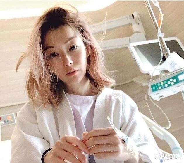 大宅门|天后郑秀文晒刮痧照，背部手臂呈深红色，身体状况令人担心