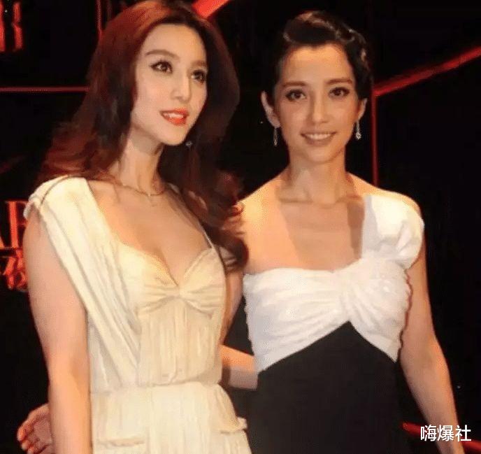 美颜|成龙当年和双冰喝酒照被扒， 在无美颜的年代，差距简直一目了然