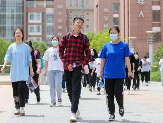 全能辣妈plus|湖南男孩放弃保送清华，非要享受高考过程，结果考了多少分？