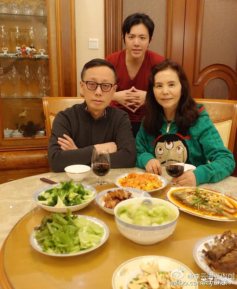 朝阳群众举报,李云迪嫖娼!钢琴家不当,非要当嫖客