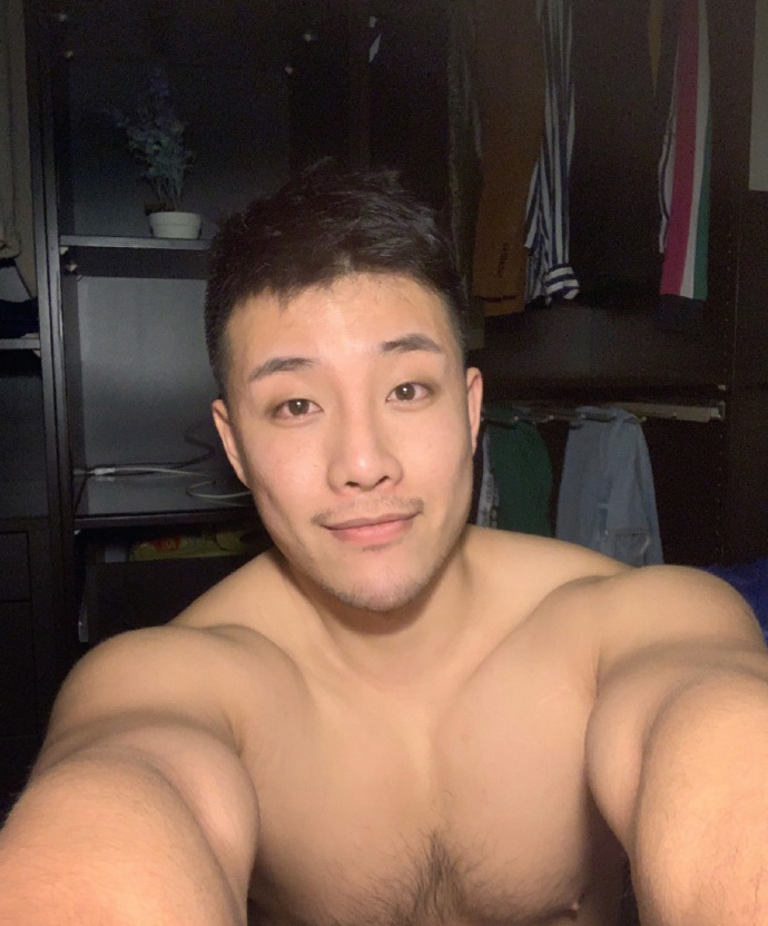 健身圈一哥|满身肌肉名媛胡，胸毛腹毛连成线，是不是你喜欢的类型？