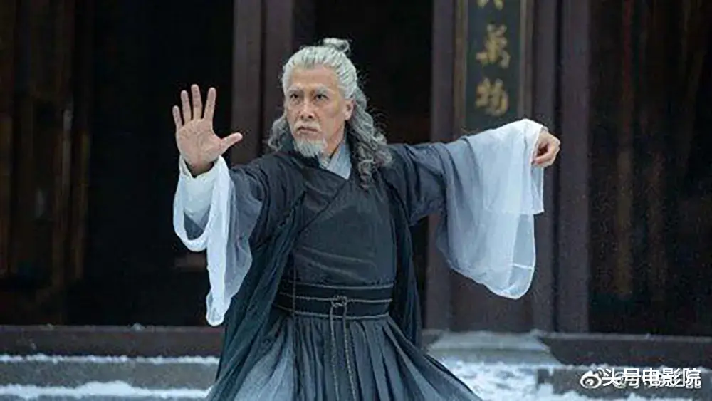 林峰|甄子丹古天乐林峯演“权游”？看到《新倚天屠龙记》海报，我傻了