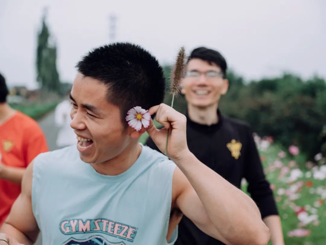 教练 那个减肥训练营里的XXXL女孩