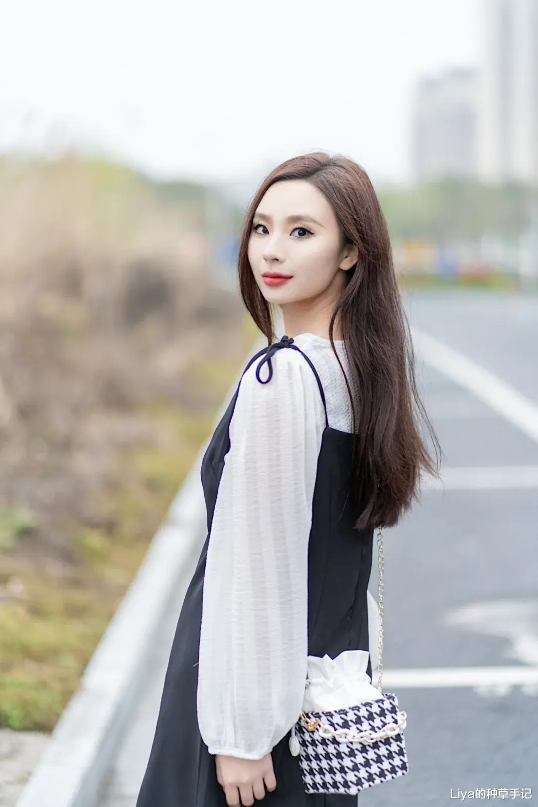 发型|微胖千万别这么穿，尤其第2种，太low太显老