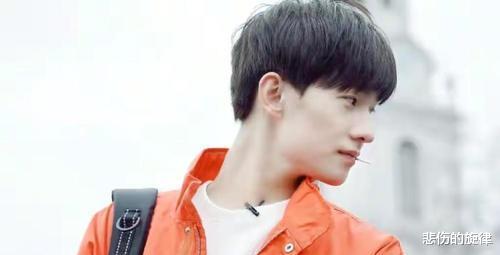 杨洋|两代军艺校草相继沦陷！杨洋颠覆想象，军艺：我又要重新练号了