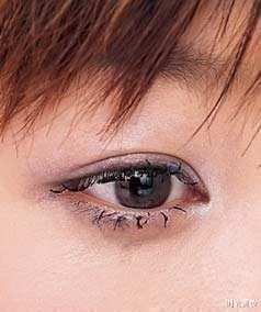 时尚美妆|薇娅卸妆关滤镜后是什么样？看到素颜状态后，网友：这是同一人？