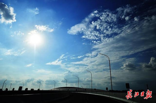 立秋|好消息！两天后晴热高温将暂时退场