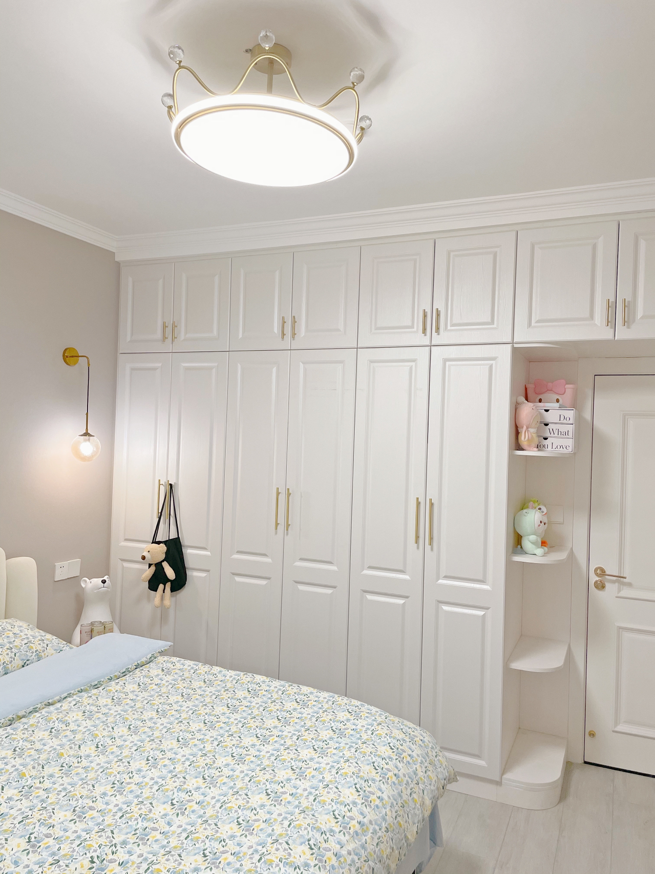 2022年融美观性和实用性于一体的11款衣柜结构布局