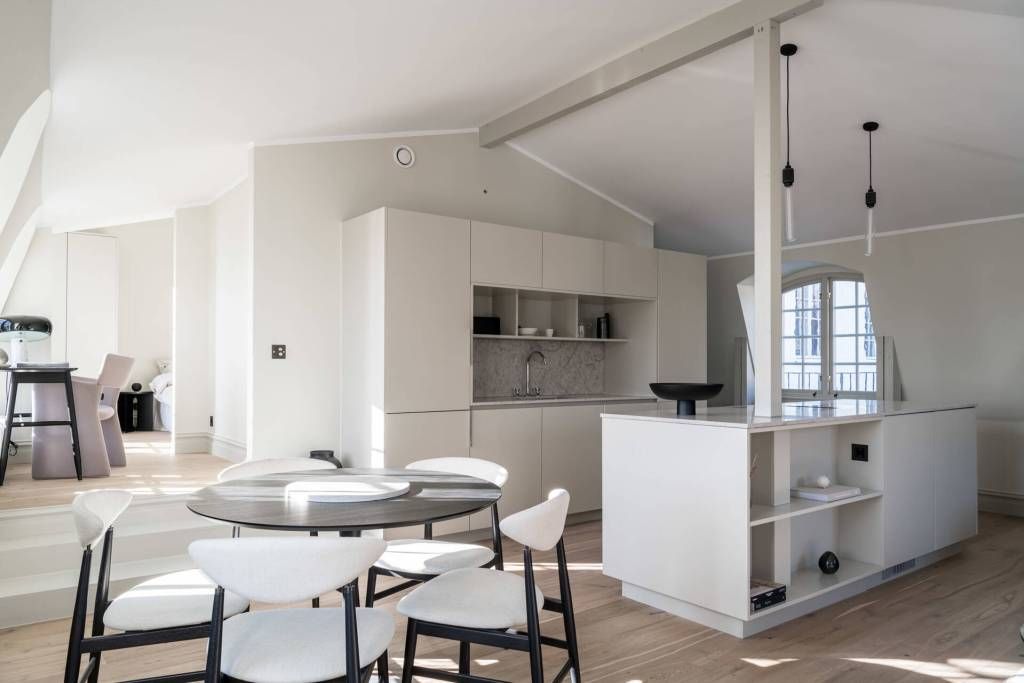 这套48㎡小宅，称得上装修范本，虽是阁楼，但一应俱全，太厉害了