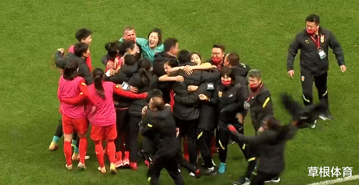 王霜|中国女足4-3韩国众生相：中国姑娘喜极而泣，王霜激动，对手不甘