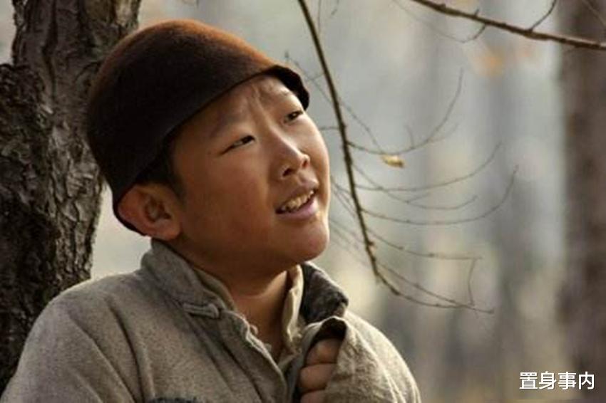 巨兴茂|影视圈的逆袭典范：这5位样貌独特的演员，娶了娇妻挣到大钱