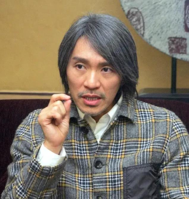 周星驰|马先生“调侃”周星驰：我一天能赚191亿，你呢？星爷的回答被赞