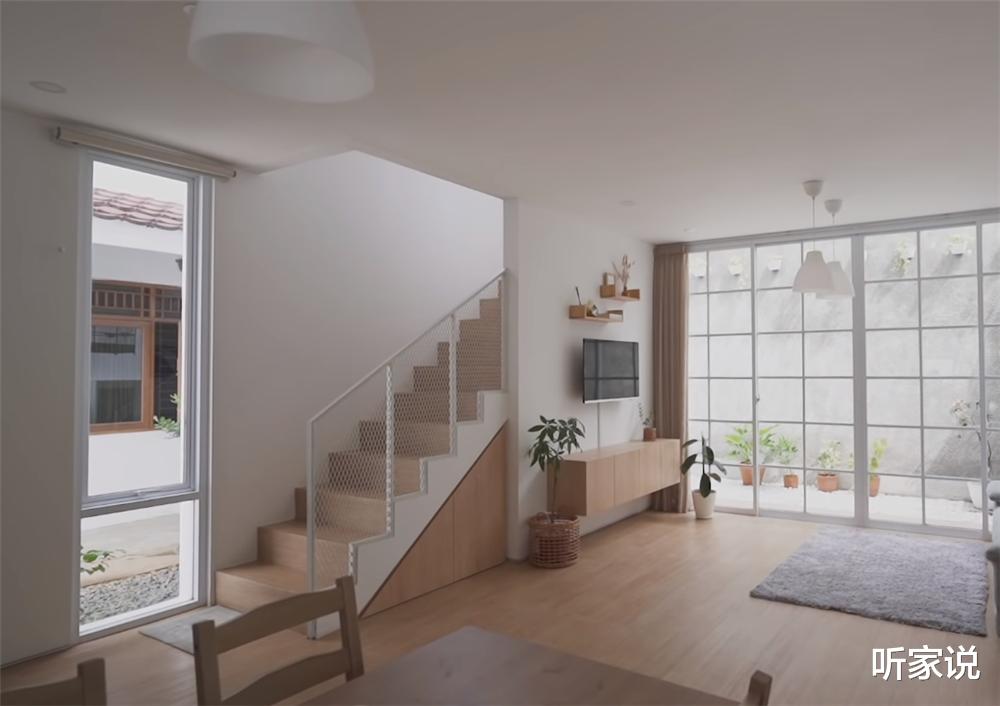 听家说|1家3口住进66㎡“白房子”:双层开放式设计,面积不大却干净整洁