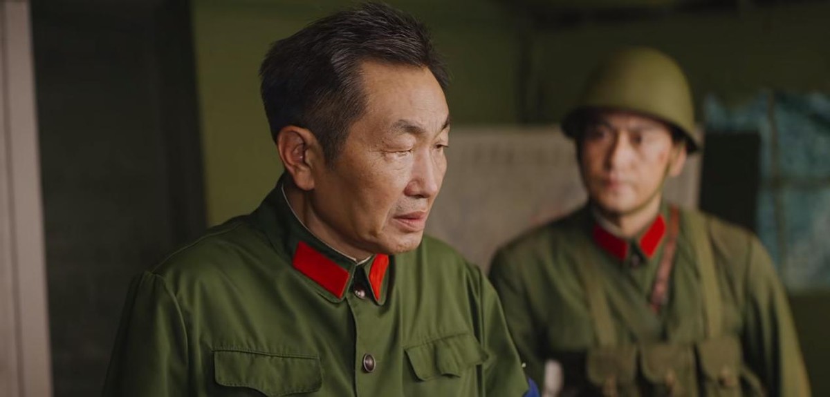 英雄岁月之王牌部队|《王牌部队》5天收视破2，狂揽4个冠军，这6大配角居功至伟