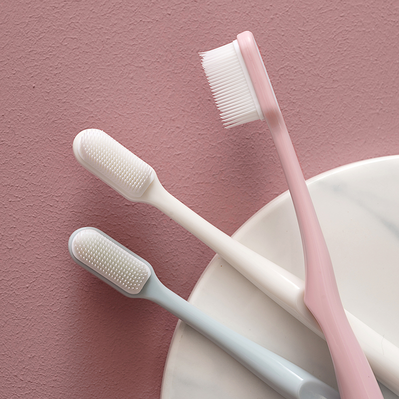 都说牙刷容易滋生细菌,有什么好办法可以给牙刷消毒?