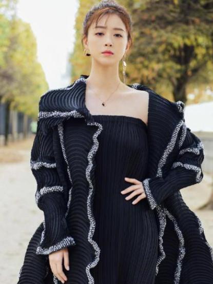 蒋欣|37岁蒋欣瘦成王子文，体重不过百，告别微胖女神，坦言方法很简单