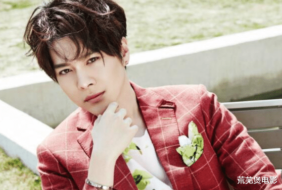 娱乐圈|娱乐圈看起来是小鲜肉，实际已经过30的男星，他让人惊讶