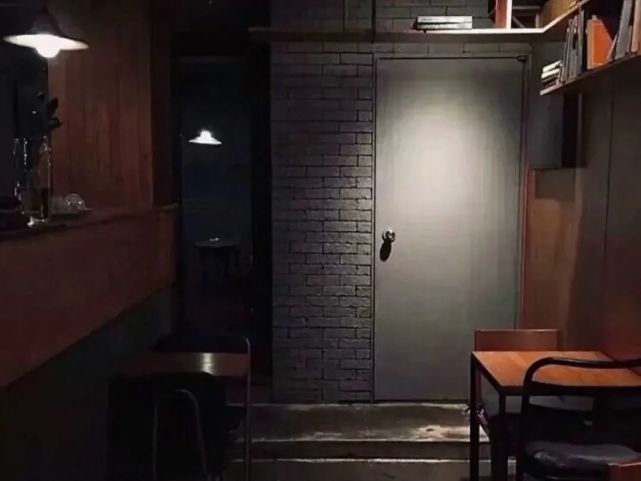 是右耳大人啊|特 别 脆 弱 的 心 酸 情 绪 文 案